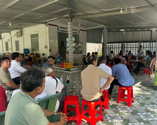 HĐND xã Trà Ôn tiếp xúc cử tri sau kỳ họp thứ hai tại ấp Tích Phước