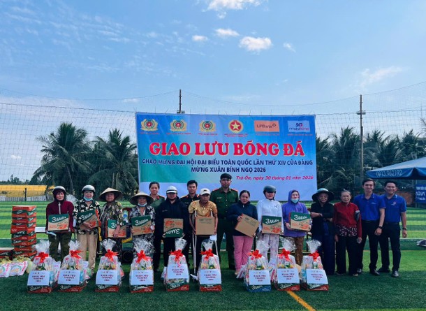 Ngọn lửa tuổi trẻ – từ học tập và làm theo bác đến những việc làm vì nhân dân đại úy Nguyễn Hiếu Nghĩa – gương đảng viên trẻ tiêu biểu trong công tác đoàn