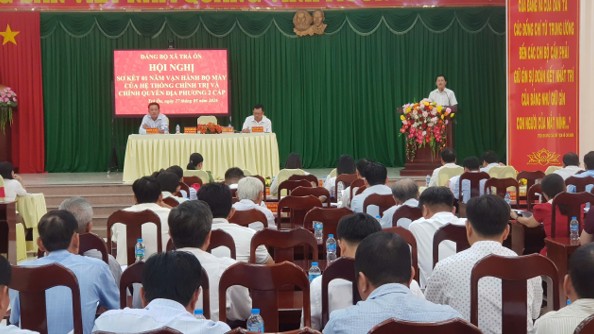ĐẢNG ỦY XÃ TRÀ ÔN TĂNG CƯỜNG ĐỔI MỚI CÔNG TÁC XÂY DỰNG VĂN BẢN VÀ NÂNG CAO CHẤT LƯỢNG HỘI HỌP