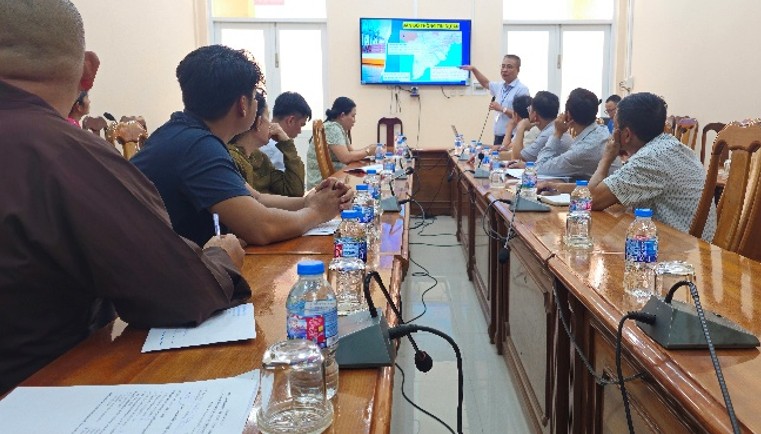 Trà Ôn: Tổ chức hội nghị tham vấn cộng đồng về môi trường và xã hội 